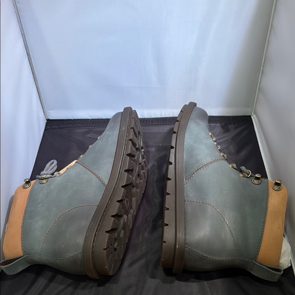 Born Gray and Tan Lace Up Boots - Picture 6 of 9